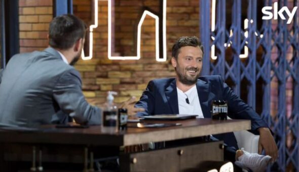 Cesare Cremonini e la battuta sulla colf moldava: è bufera sui social