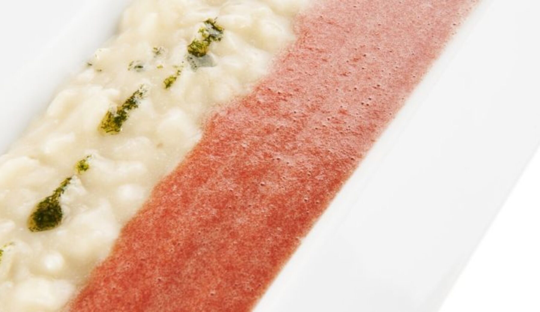 Ricetta del “Caldofreddo di risotto mantecato all’olio di finocchio e vellutata di pomodoro fresco” di Giancarlo Perbellini