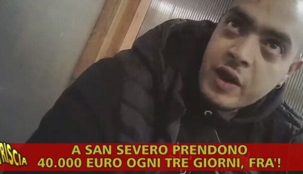 Questa sera a Striscia, Brumotti e l'aggressione a San Severo: l'agguato in ospedale da parte di uno degli aggressori e gli agenti che chiedono di cancellare il video