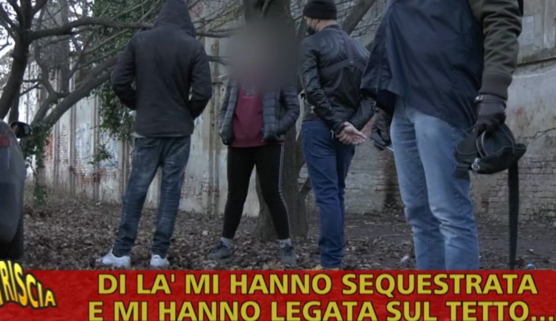 Vittorio Brumotti a Novara tra droga e abusi: ragazza sequestrata e lasciata nuda dai pusher