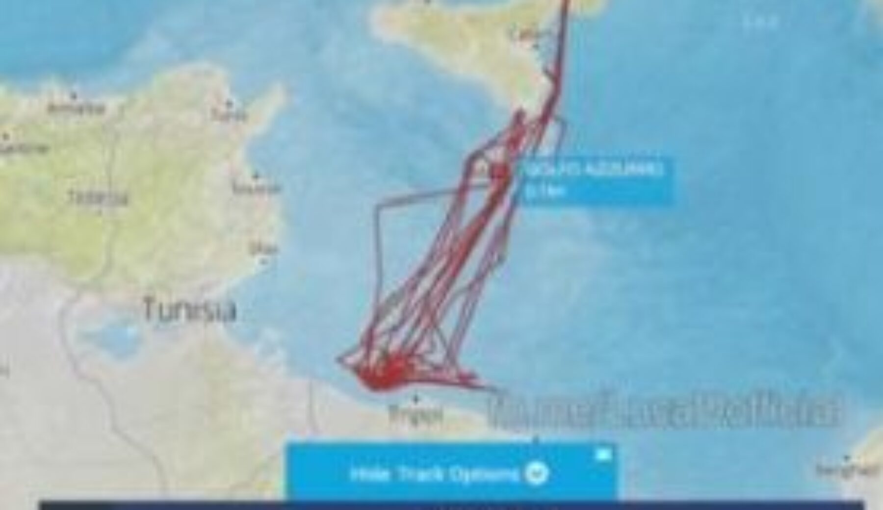 A Striscia la notizia sulle tracce delle navi che vanno
in soccorso dei migranti a ridosso della costa libica