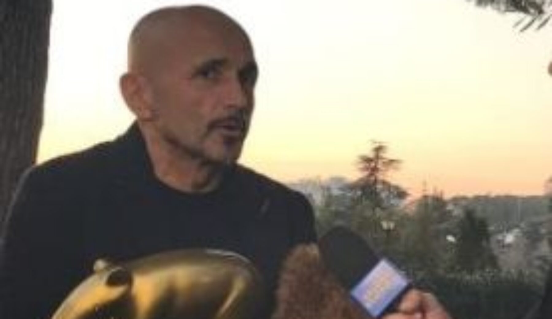 A Striscia la notizia Tapiro d’oro a Luciano Spalletti per l’eliminazione della Roma dall’Europa League