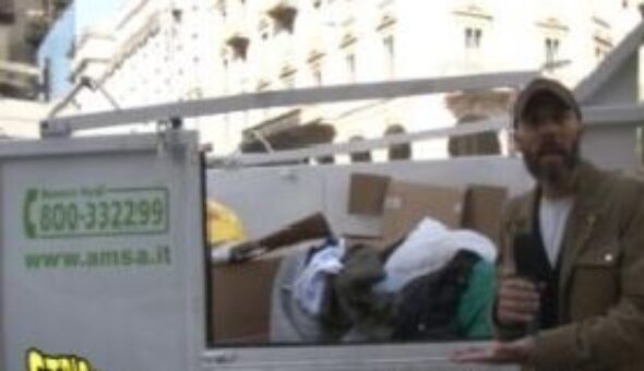 A Striscia la notizia: il comune di Milano sequestra e butta via i pochi averi dei clochard che stanno in centro