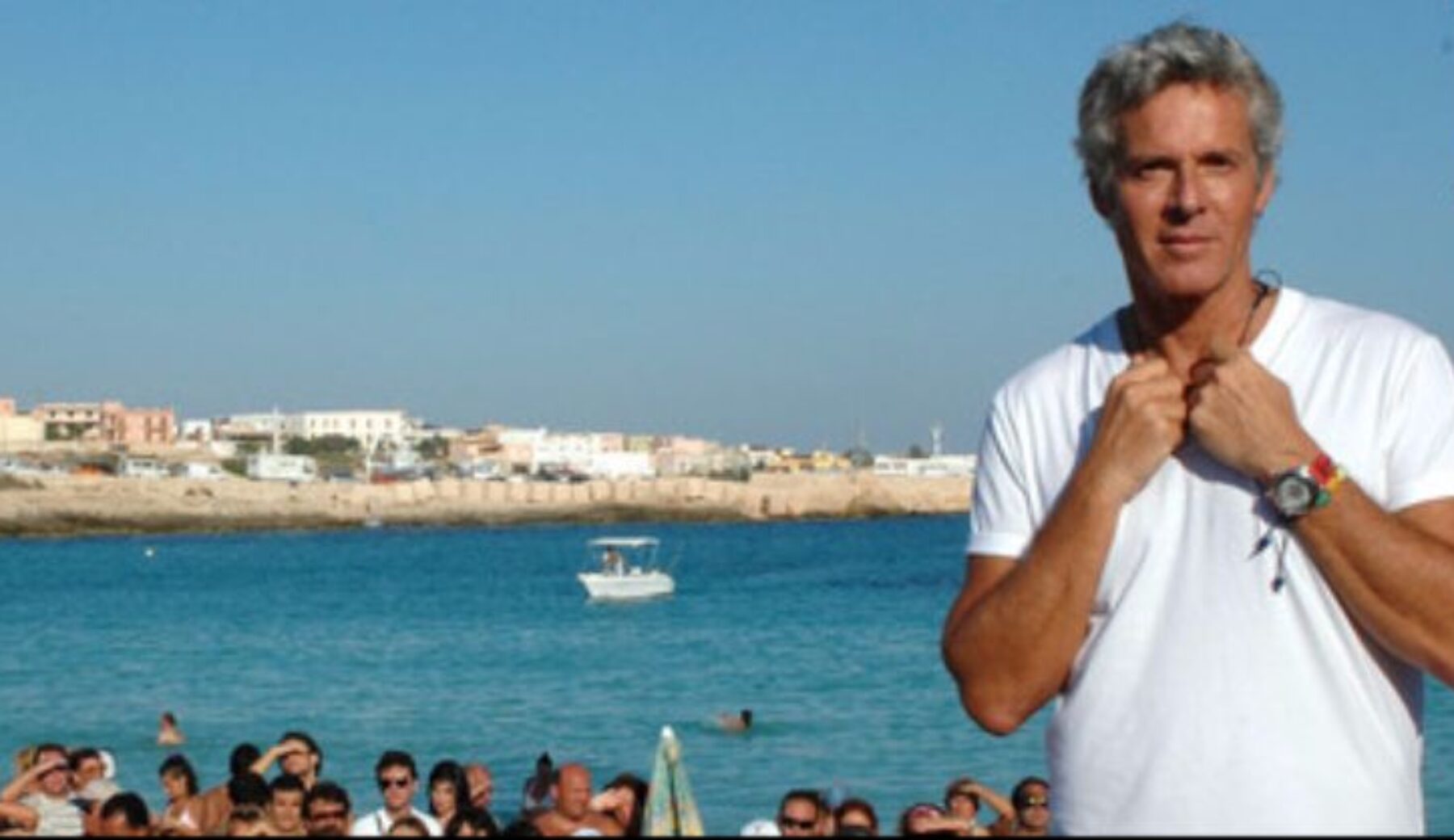 Baglioni, concerto a Lampedusa: «Il compenso di Sanremo in beneficenza? Non escludo»