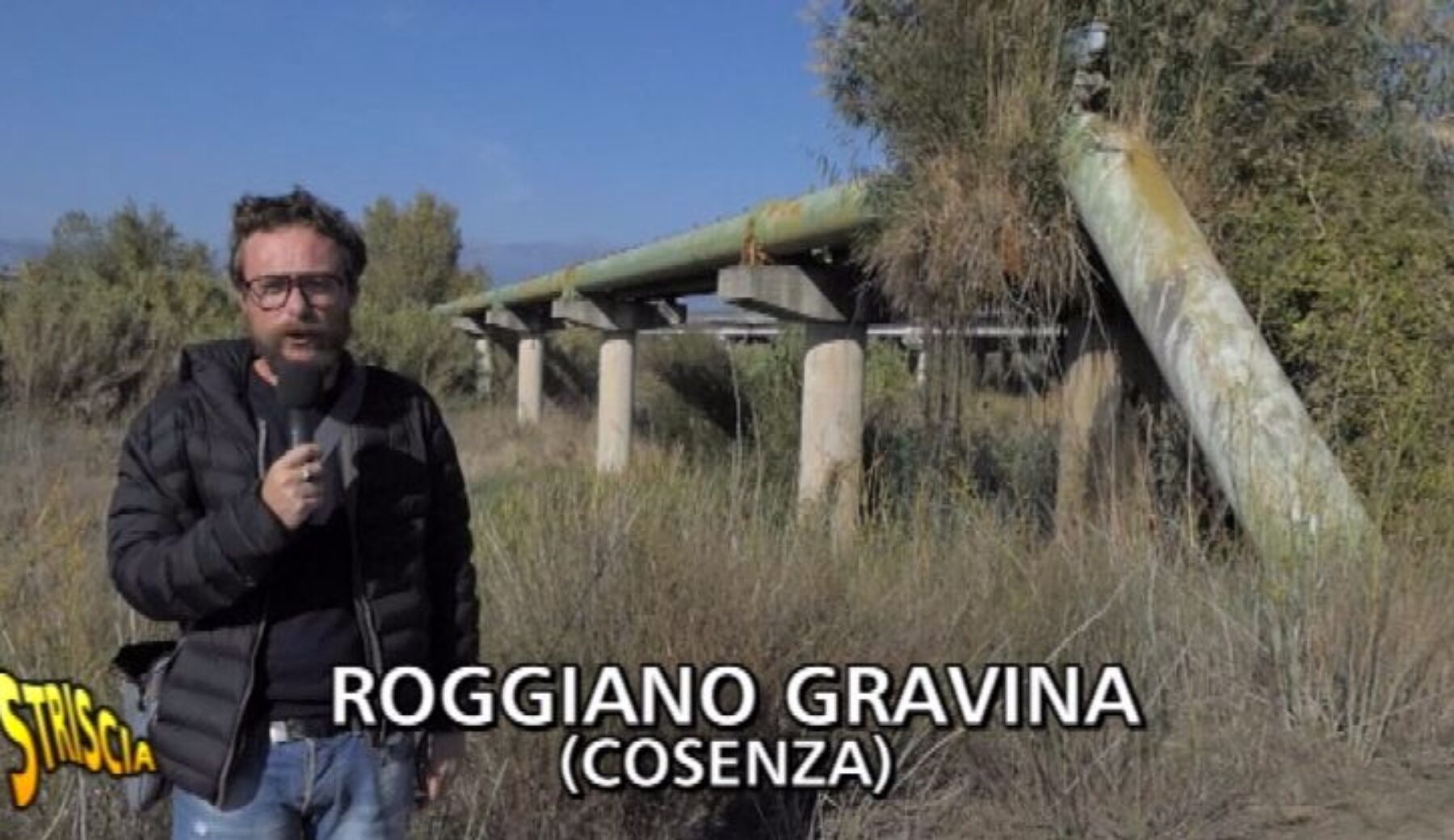 A Striscia la notizia Pinuccio e lo spreco d’acqua a Roggiano Gravina (Cosenza)