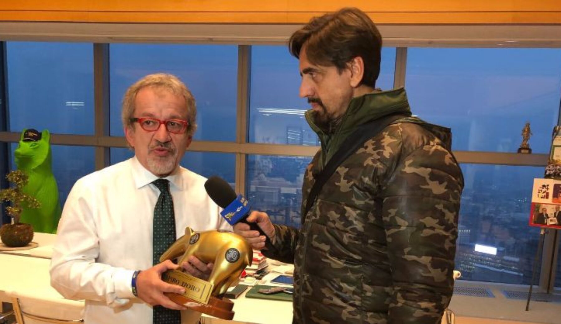 Tapiro d’oro a Roberto Maroni per le falle nel piano anti-terrorismo a Milano