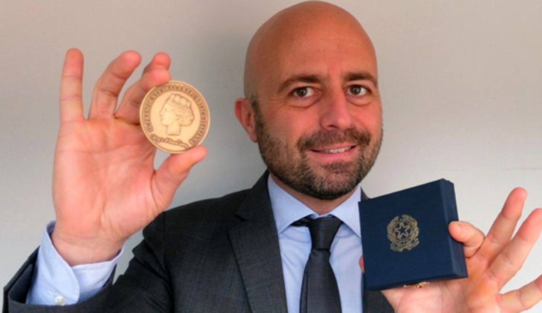 Luca Abete premiato dal Presidente della Repubblica per il tour #NonCiFermaNessuno