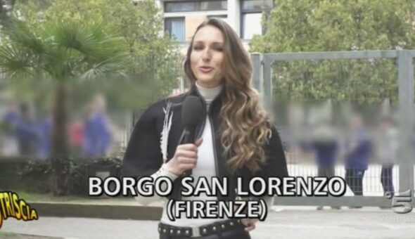 Dopo l'intervento di Striscia la notizia ci sarà la foto di classe per gli alunni della Dante Alighieri di Borgo San Lorenzo