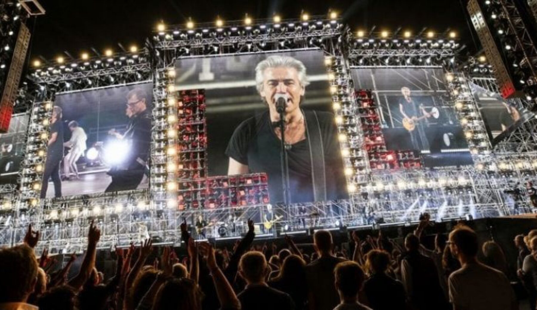 Flop di Ligabue a Bari, tra stampa e realtà