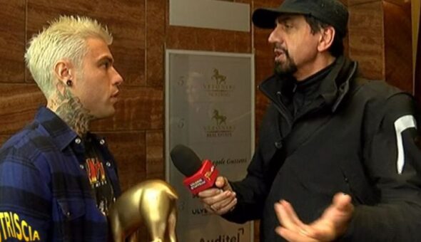 Consegnato a Fedez il suo quinto Tapiro d'Oro