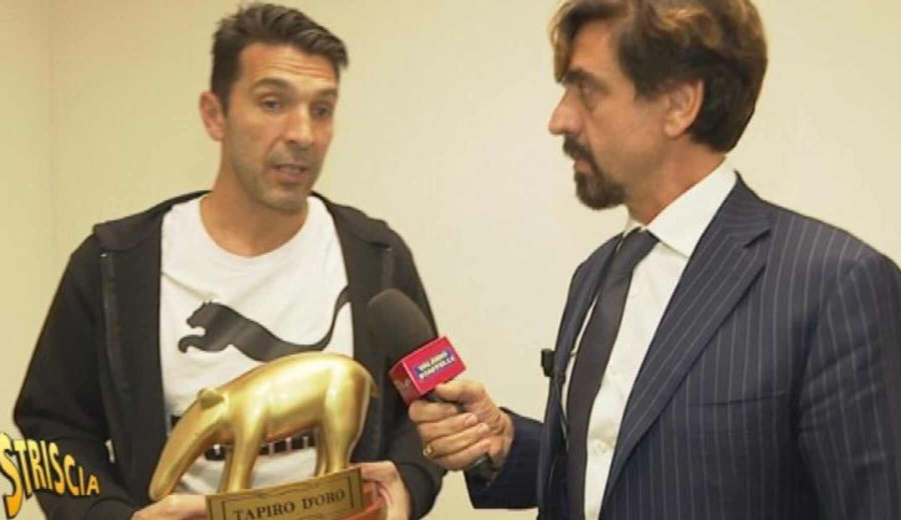 Tapiro d’oro a Gianluigi Buffon, la sua immagine è stata utilizzata per promuovere speculazioni finanziarie