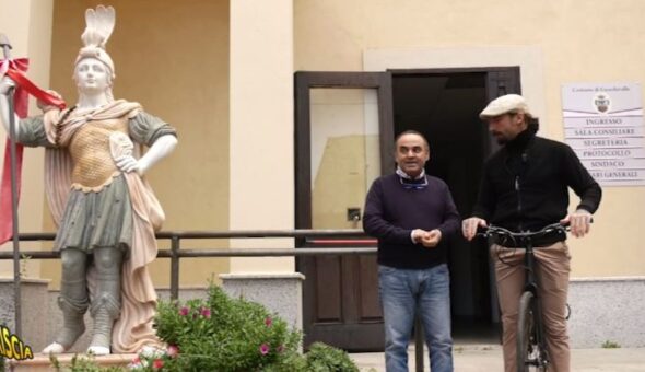 Statua di Sant'Agazio, Codacons e consiglieri comunali spingono per la rimozione
