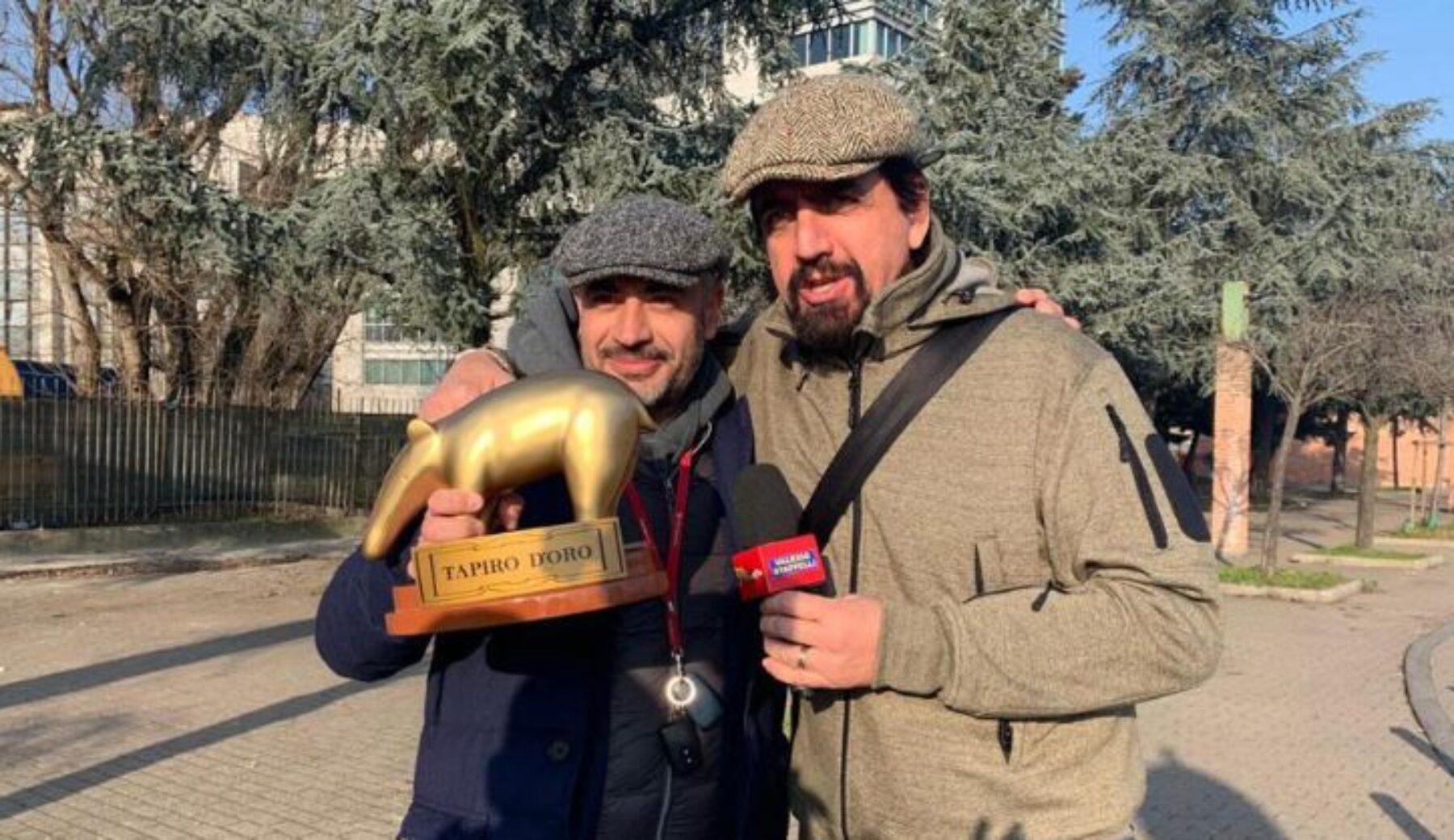 Il primo Tapiro d’oro del 2020 a Gianluigi Paragone per l’espulsione dal Movimento 5 Stelle