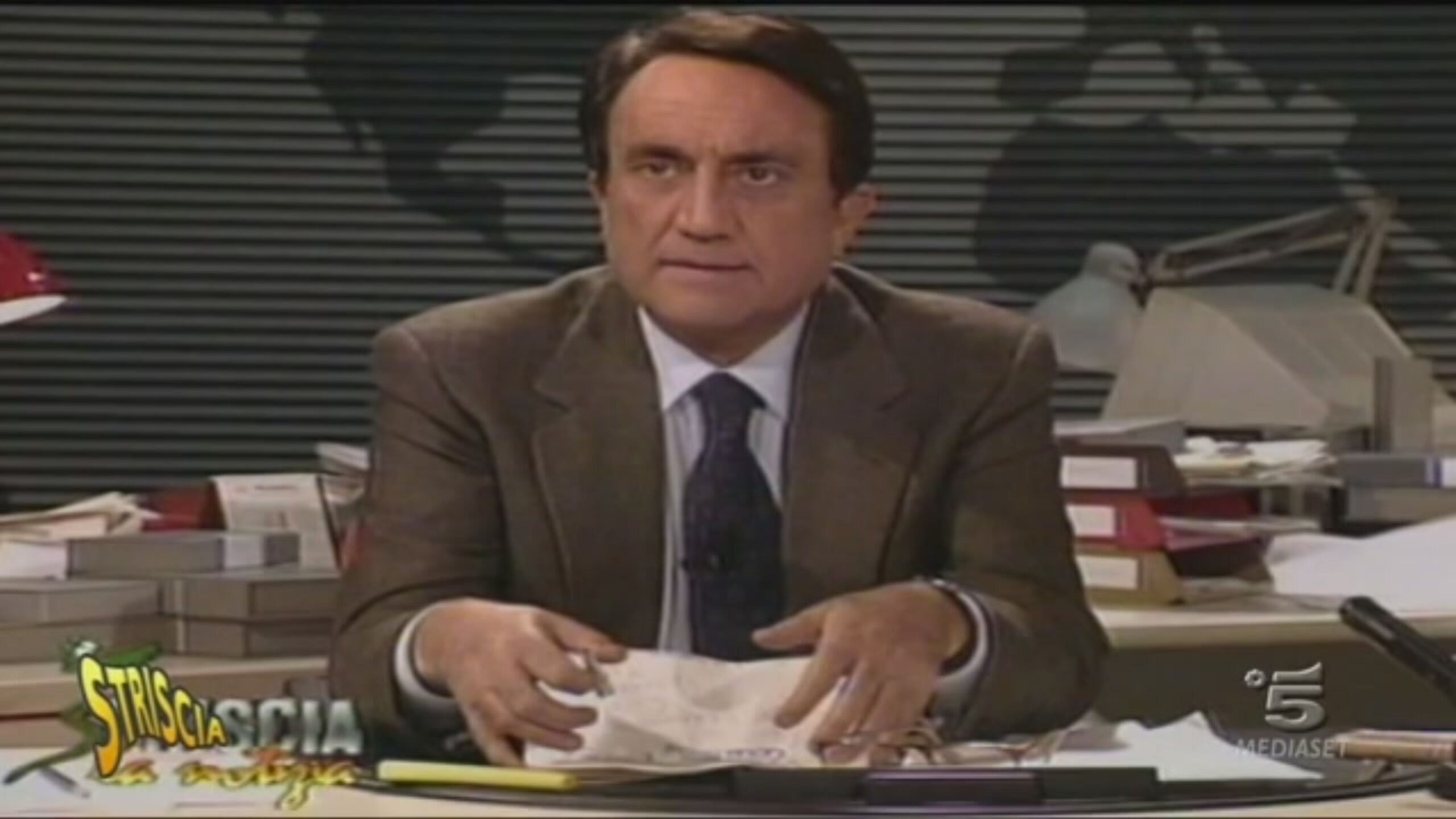 Il cane Dudù Striscia la notizia