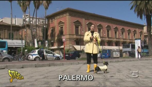 Venditori ambulanti nel centro di Palermo