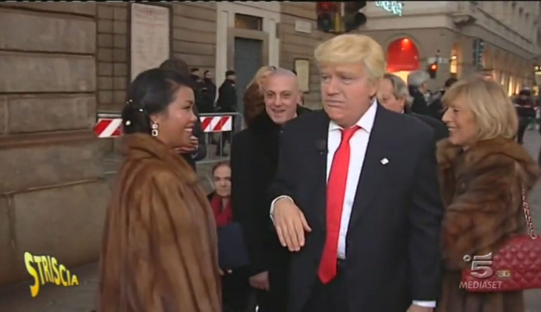 Quando un ospitale “Trump” accolse i Vip alla Scala di Milano