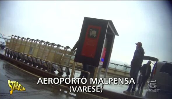 Carrellisti abusivi all'aeroporto di Malpensa (Varese)
