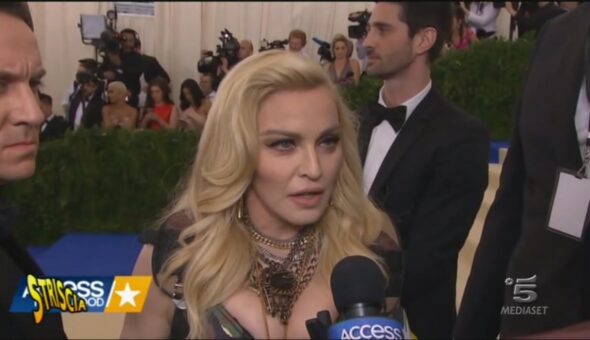 Moda Caustica, Madonna al Met Gala