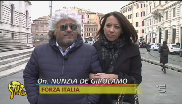 Beppe Grillo e le previsioni del 2018 per la sua Virginia Raggi