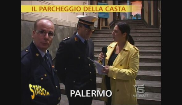 Il parcheggio della casta a Palermo