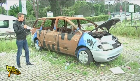 Roma, automobili incendiate