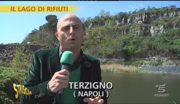 Un lago di rifiuti