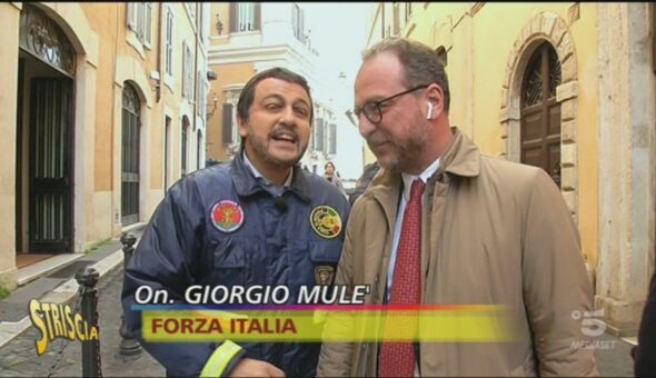 Matteo Salvini festeggia