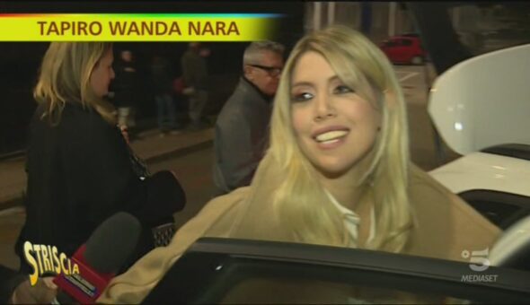 Il Tapiro d'oro a Wanda Nara