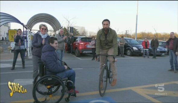 Furbetti posti disabili a Torino