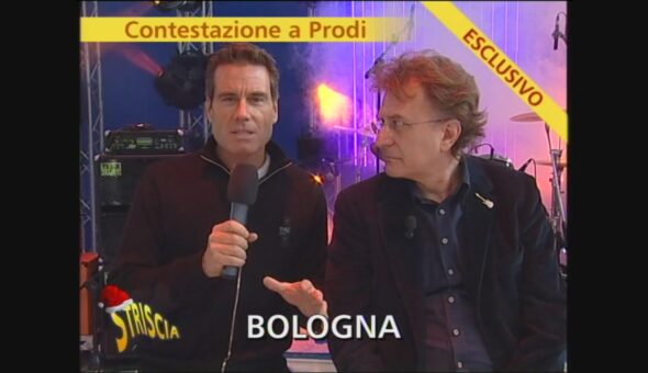 Prodi fischiato al Motor Show di Bologna