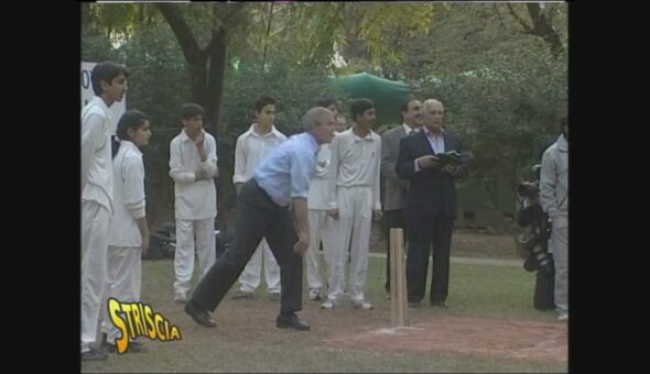 Bush gioca a cricket