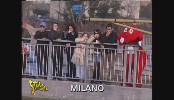 Il Gabibbo sul naviglio