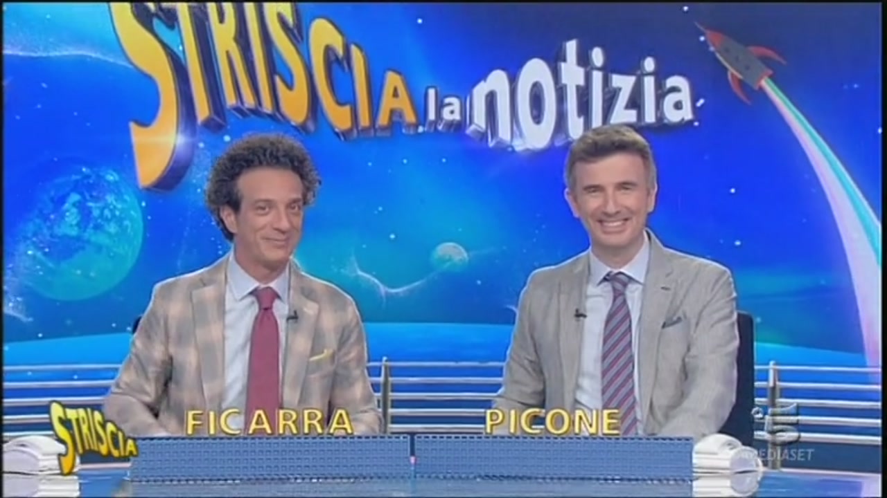 Puntata del 19/05/2017 Striscia la notizia Puntata del 19/05/2017 Striscia la notizia