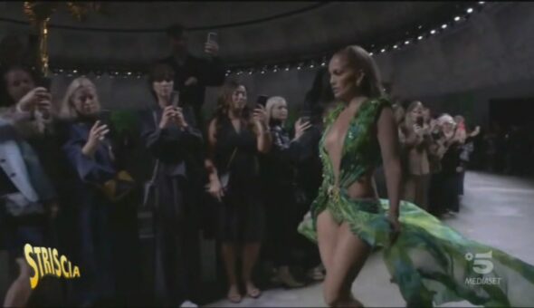Moda Caustica con Jennifer Lopez