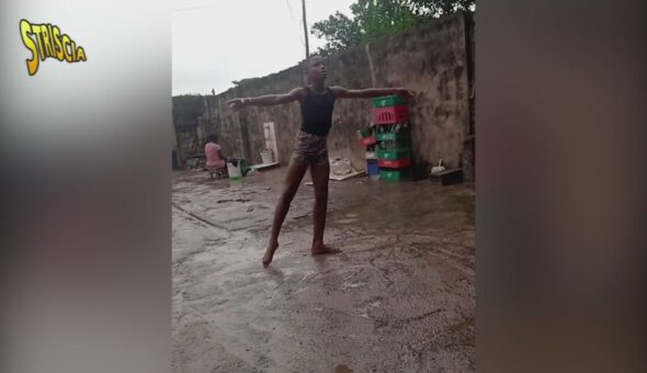 Anthony, il ballerino nigeriano che ha commosso i social: ecco il video