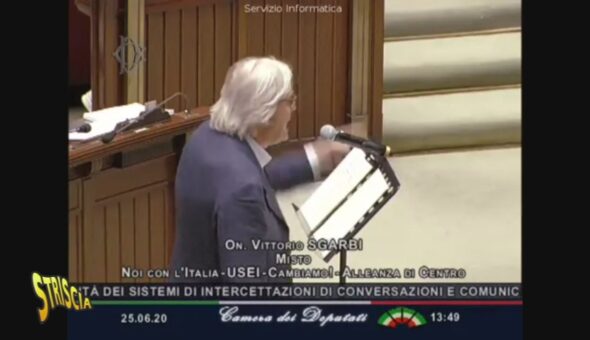 Sgarbi cacciato dalla Camera, il video