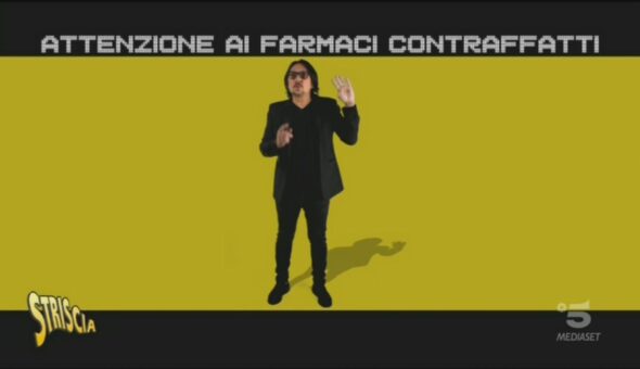 Farmaci contraffatti su internet