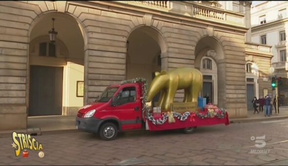 Tapiro d'oro gigante per il Teatro alla Scala