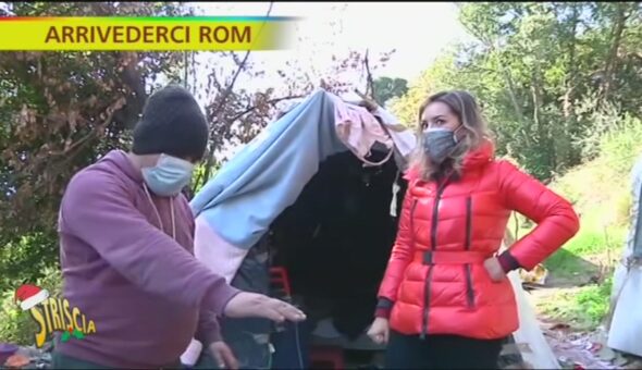 Discarica all'ex campo rom del Foro Italico