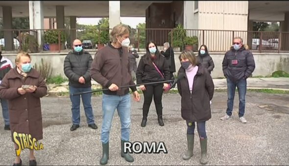 Degrado a Roma, crolli e allagamenti in via Formato