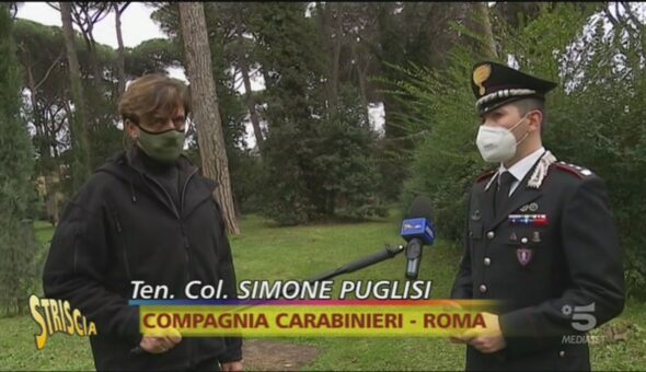 Wish, i gadget fake dei Carabinieri