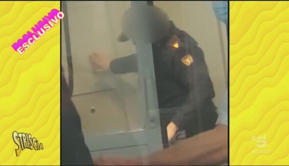 Migranti picchiati dalla Polizia sul treno per Ventimiglia, il video esclusivo