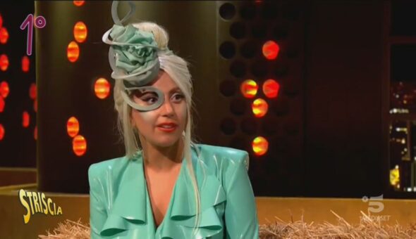 Moda caustica, Lady Gaga insuperabile