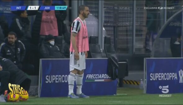 Bonucci pronto a entrare, arriva lo striscione