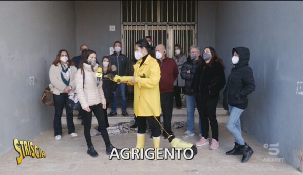 Agrigento, senza casa da più di un anno per un incendio