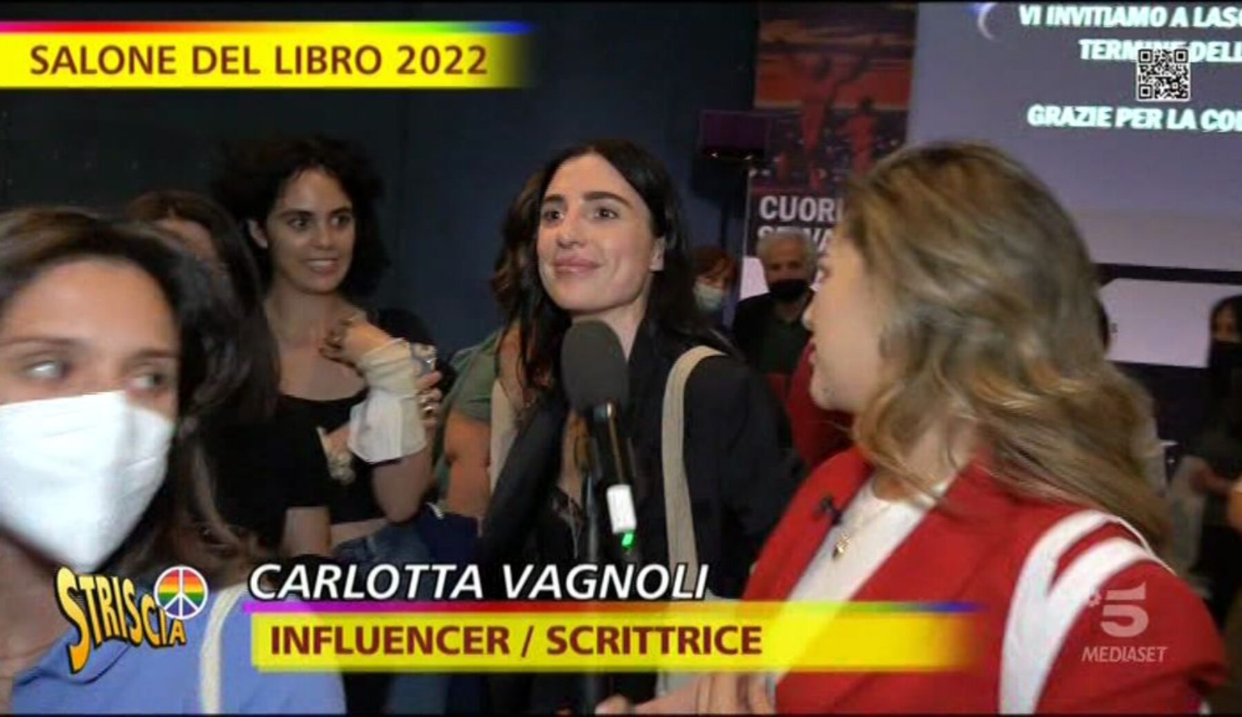 Caso Vagnoli: l’attivista indagata per stalking. Il suo silenzio sulle frasi sessiste di Lagioia. Dagospia riaccende le polemiche citando i servizi di Striscia