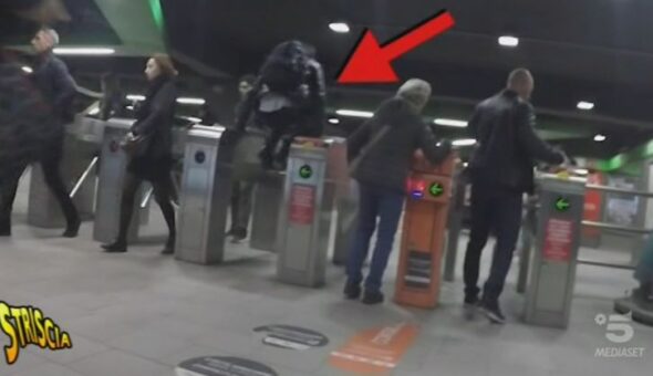 I bagarini della metro di Milano: biglietti usati rivenduti a prezzi dimezzati