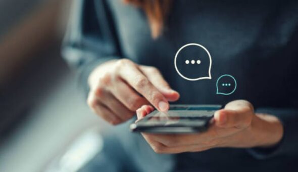 Pedopornografia, seducevano ragazzini nelle chat di gioco online