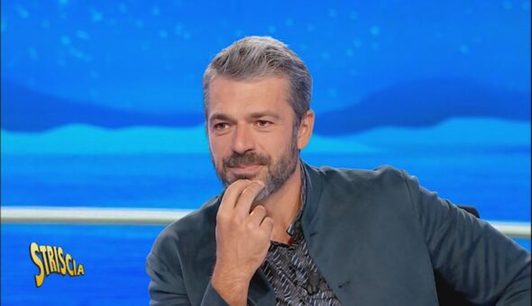 Luca Argentero a Striscia: 