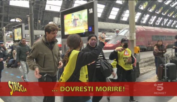 Borseggiatrici sui treni a Milano, ecco come derubano pendolari e turisti